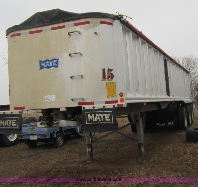 image for item A5641 1993 Mate 39' end dump trailer