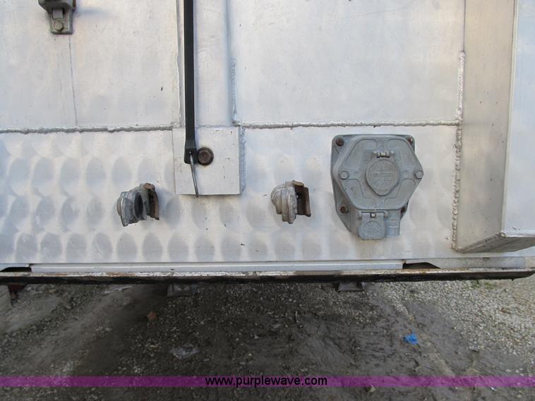 image for item B2589 1976 Raven 40' flatbed trailer