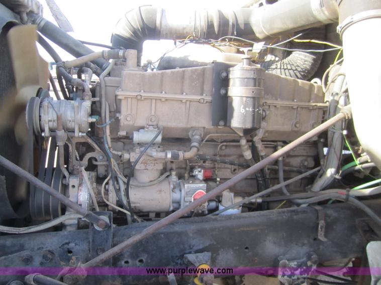 image for item B5606 1986 Freightliner FLC semi truck