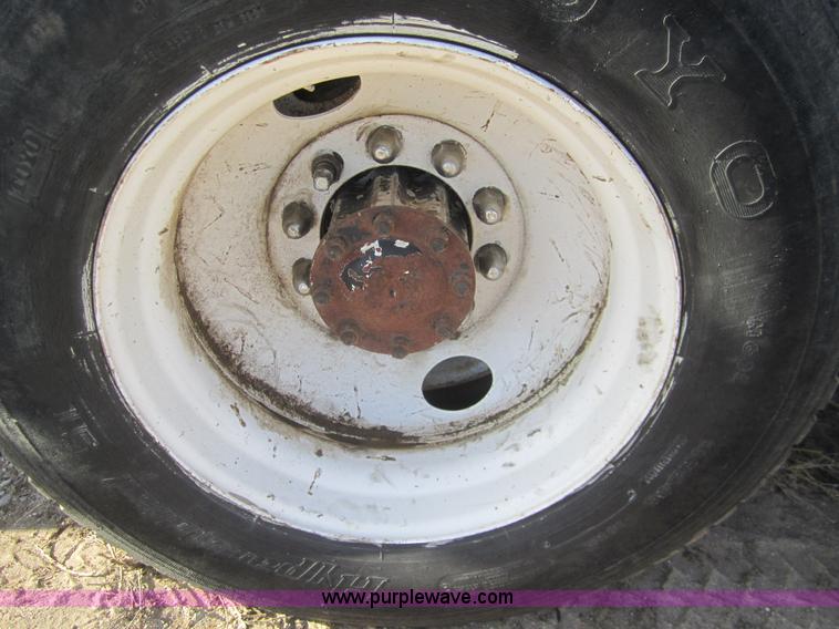 image for item B5606 1986 Freightliner FLC semi truck