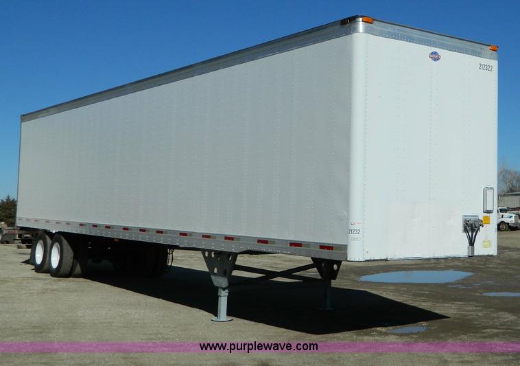 image for item D8758 2001 utility box van trailer