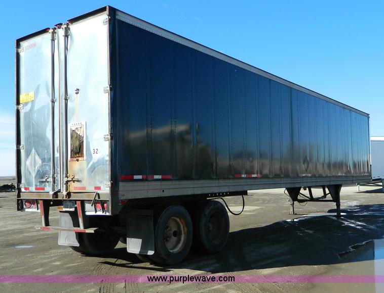 image for item D8760 1990 Trailmobile box van trailer