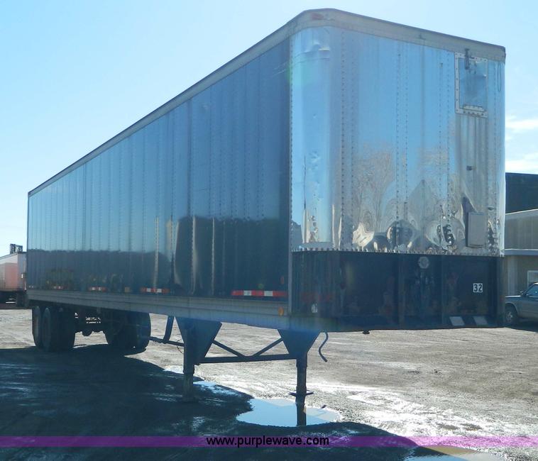 image for item D8760 1990 Trailmobile box van trailer