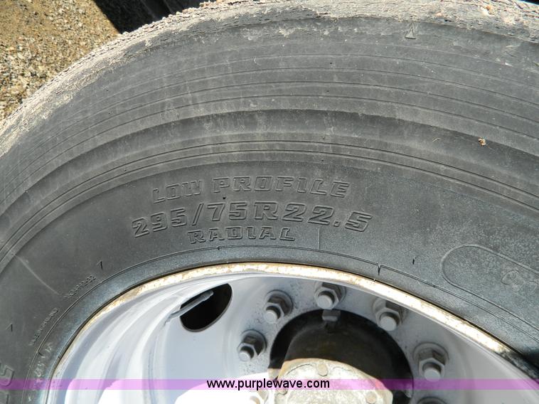 image for item D8761 1997 Utility box van trailer