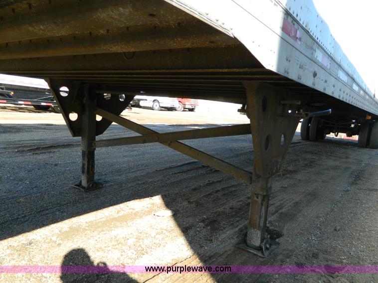 image for item D8761 1997 Utility box van trailer