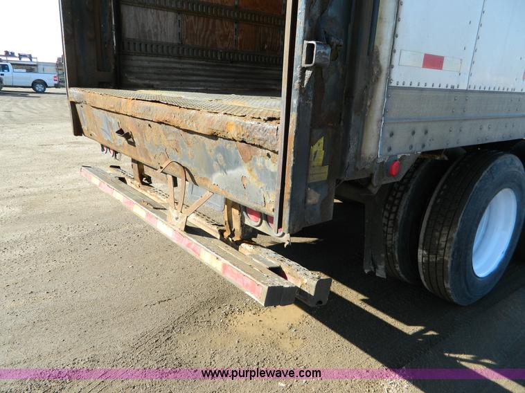 image for item D8764 2001 Great Dane box van trailer