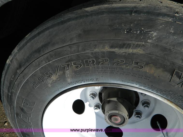 image for item D8764 2001 Great Dane box van trailer