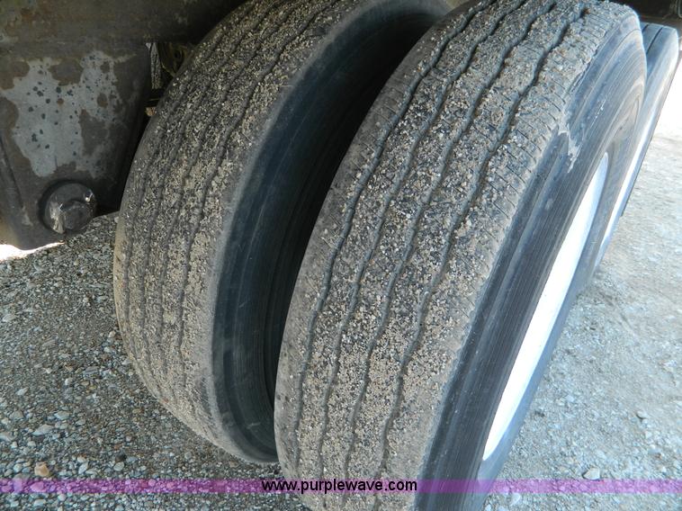 image for item D8765 2001 Great Dane box van trailer