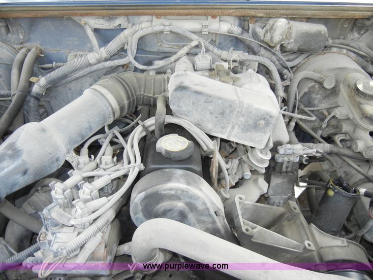 image for item A3457 1992 Ford Ranger XLT pickup truck