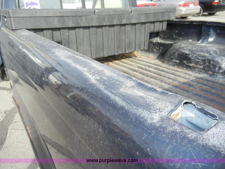 image for item A3457 1992 Ford Ranger XLT pickup truck