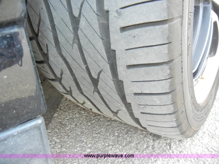 image for item A3459 2004 Lincoln LS