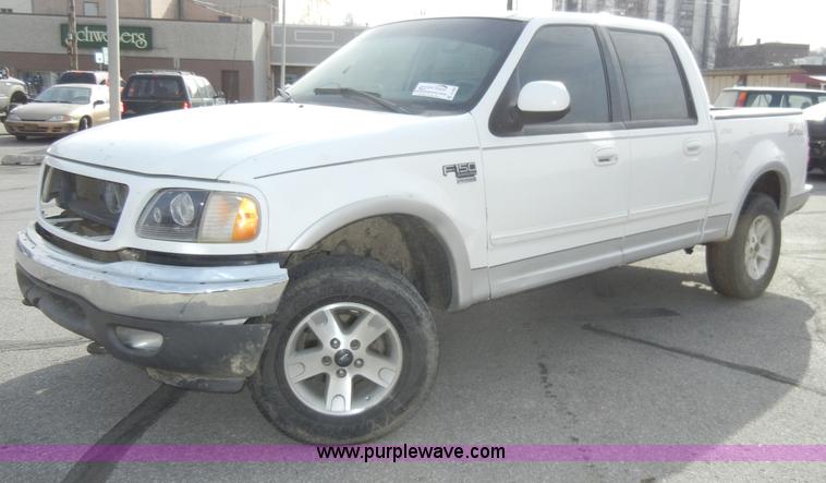 image for item A3460 2002 Ford F150 Lariat super crew pickup truck