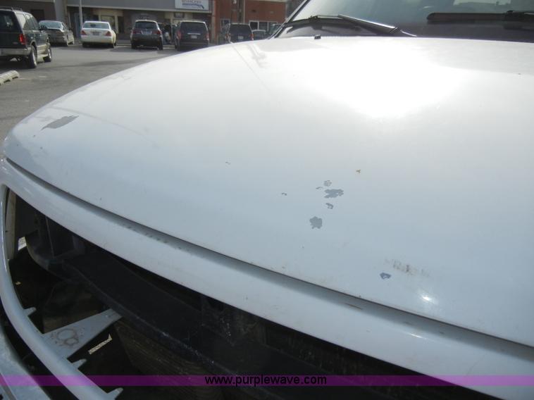 image for item A3460 2002 Ford F150 Lariat super crew pickup truck