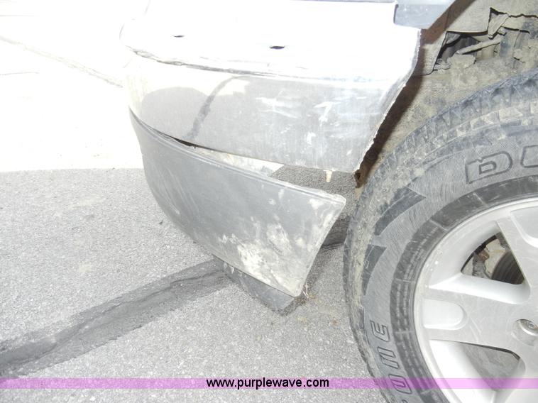 image for item A3460 2002 Ford F150 Lariat super crew pickup truck