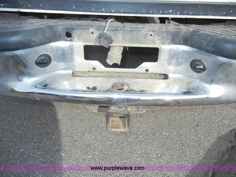 image for item A3460 2002 Ford F150 Lariat super crew pickup truck