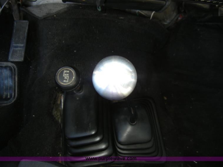 image for item A3467 1994 Jeep Wrangler SUV