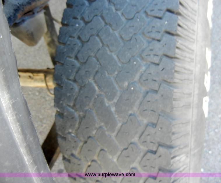 image for item A3467 1994 Jeep Wrangler SUV