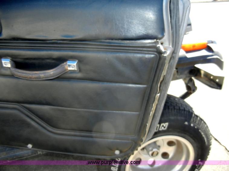 image for item A3467 1994 Jeep Wrangler SUV