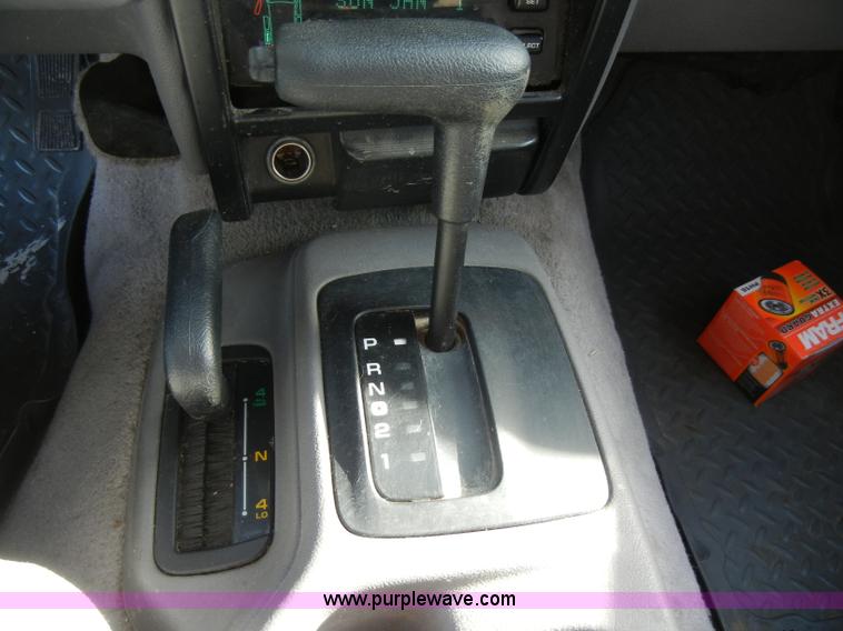image for item A3468 1995 Jeep Grand Cherokee Laredo SUV
