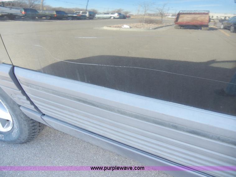 image for item A3468 1995 Jeep Grand Cherokee Laredo SUV