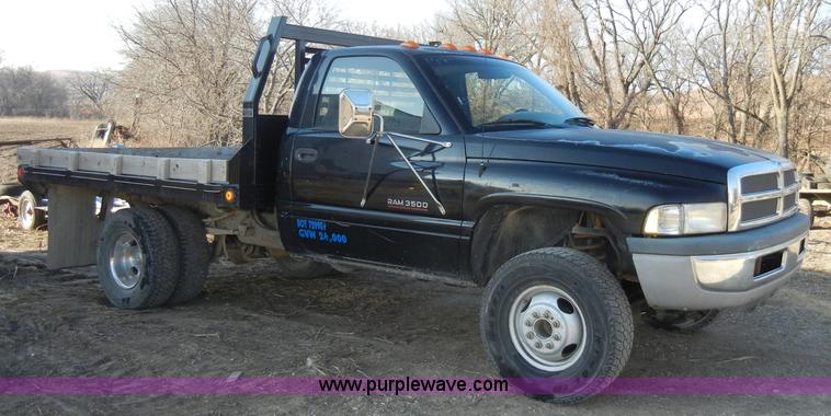 image for item A3476 1999 Dodge Ram 3500 pickup truck