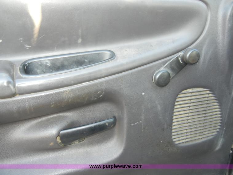 image for item A3476 1999 Dodge Ram 3500 pickup truck
