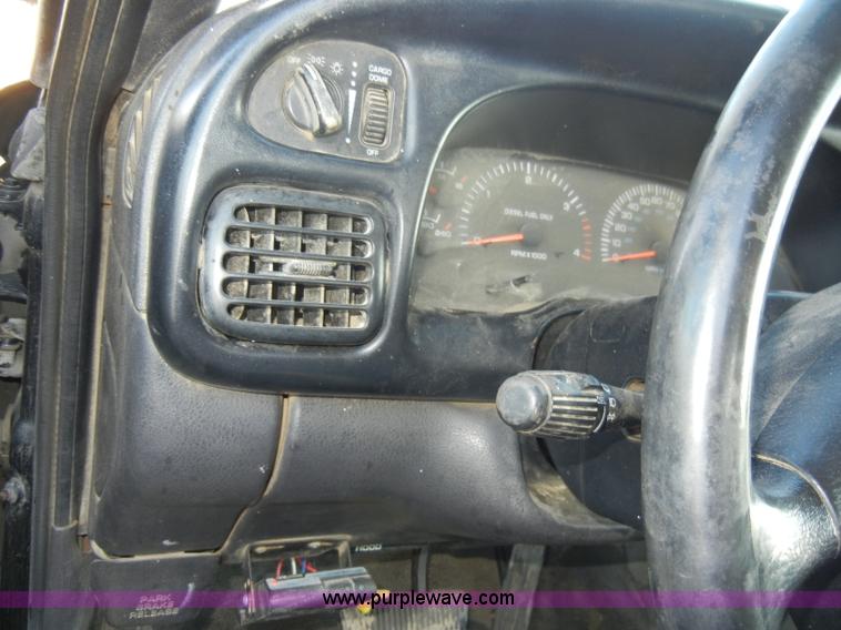 image for item A3476 1999 Dodge Ram 3500 pickup truck