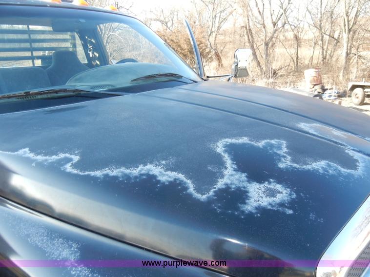 image for item A3476 1999 Dodge Ram 3500 pickup truck