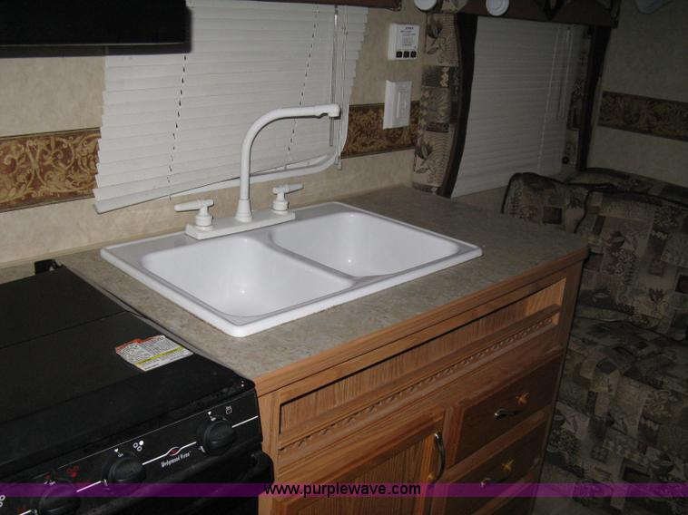 image for item A6026 2005 Jayco Jay Flight 27BH camper