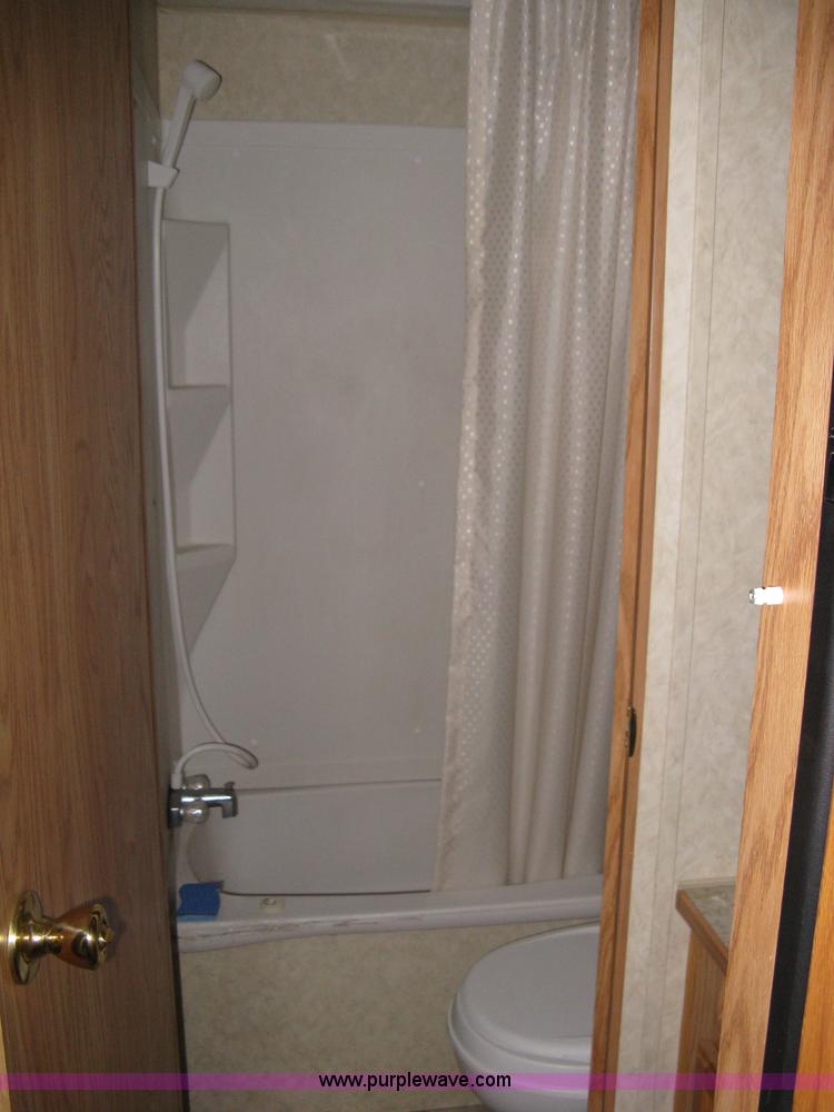 image for item A6026 2005 Jayco Jay Flight 27BH camper