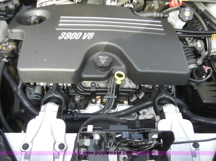 image for item A6701 2008 Chevrolet Uplander LS van