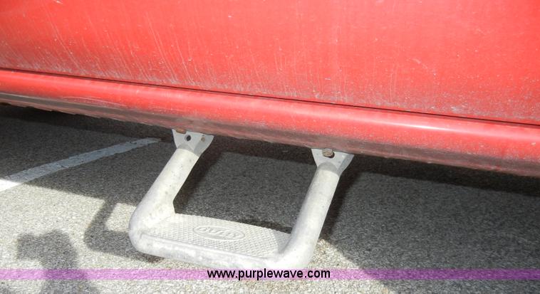 image for item A6702 2006 Chevrolet Silverado 1500 pickup truck