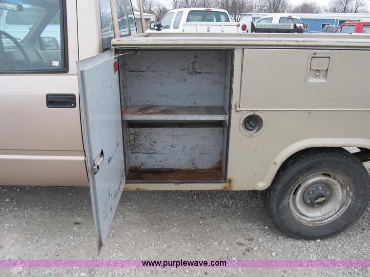 image for item B2593 1992 Chevrolet 2500 pickup truck with service bed