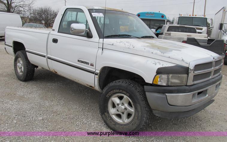 image for item B2594 1994 Dodge Ram 1500 Laramie SLT pickup truck