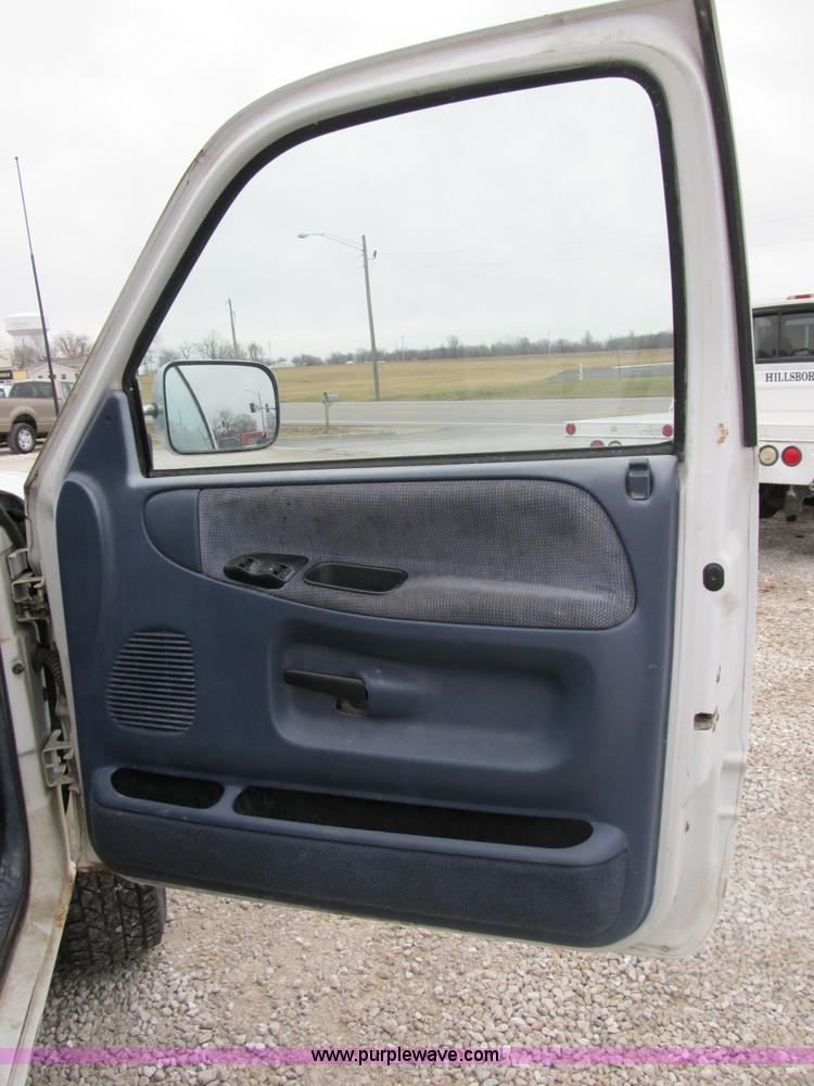 image for item B2594 1994 Dodge Ram 1500 Laramie SLT pickup truck