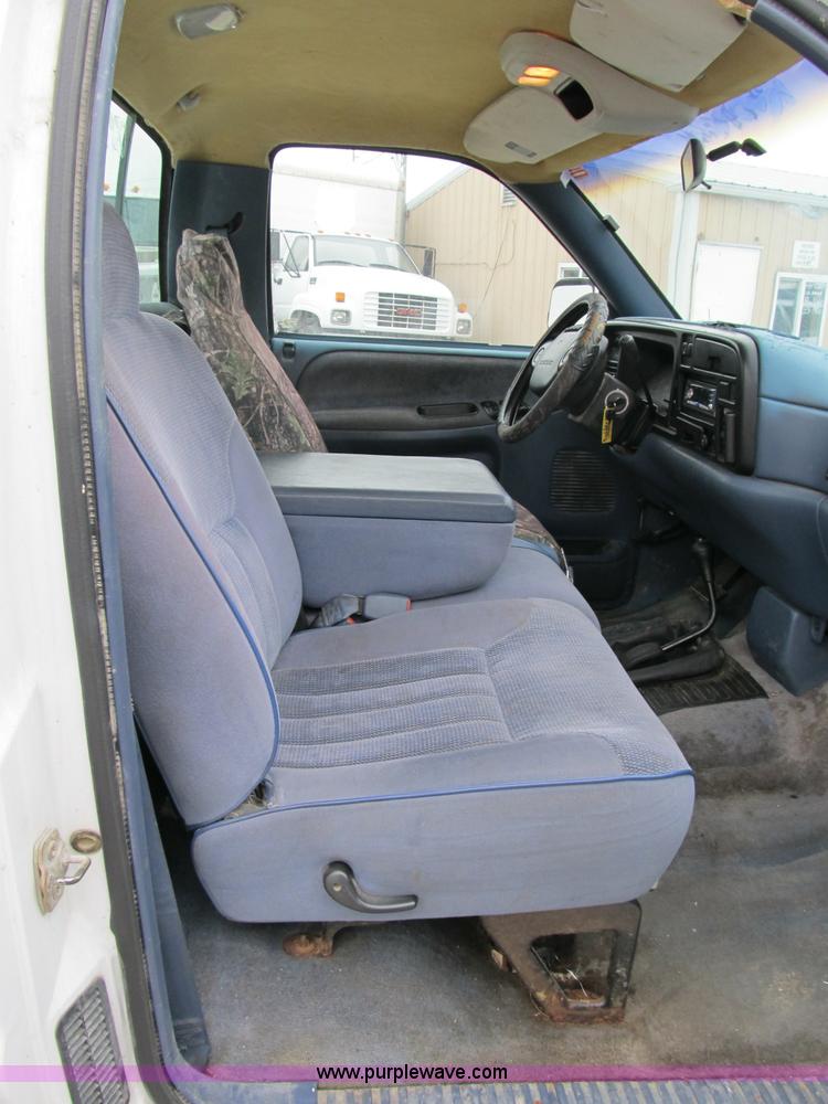 image for item B2594 1994 Dodge Ram 1500 Laramie SLT pickup truck