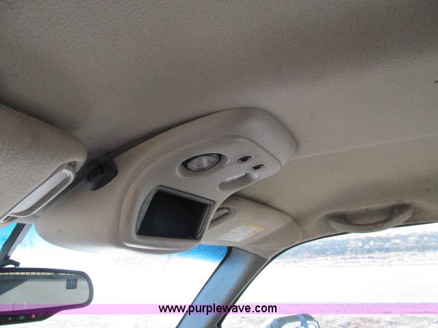 image for item B5079 2003 Chevrolet Silverado K3500 LT crew cab pickup truck