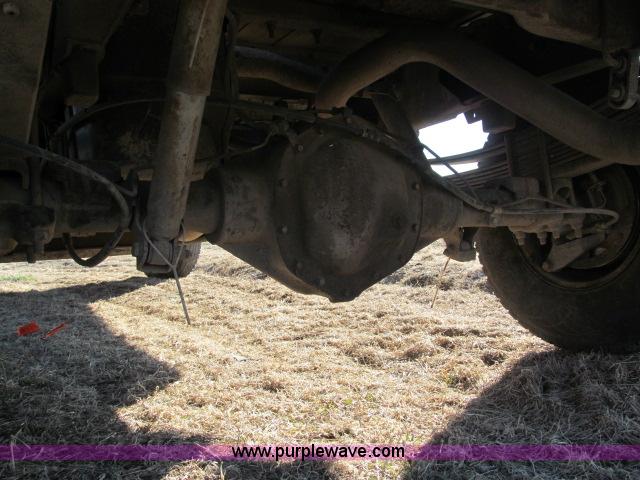 image for item B5079 2003 Chevrolet Silverado K3500 LT crew cab pickup truck