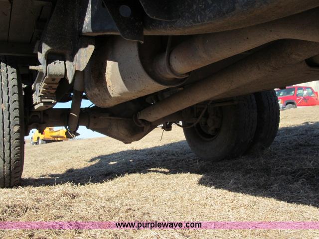 image for item B5079 2003 Chevrolet Silverado K3500 LT crew cab pickup truck