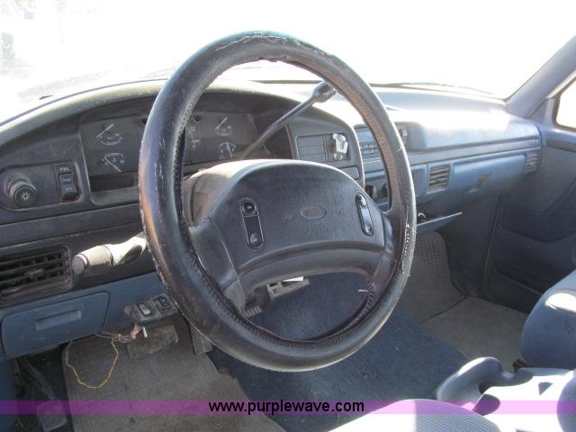 image for item B5081 1997 Ford F350 XLT SuperCab service truck