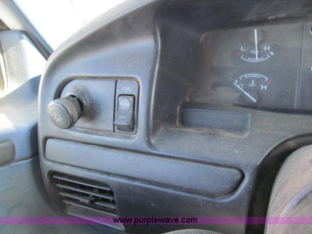 image for item B5081 1997 Ford F350 XLT SuperCab service truck