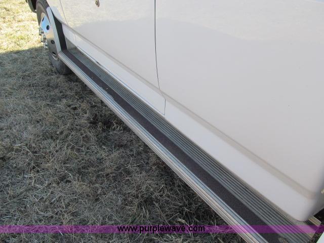 image for item B5081 1997 Ford F350 XLT SuperCab service truck