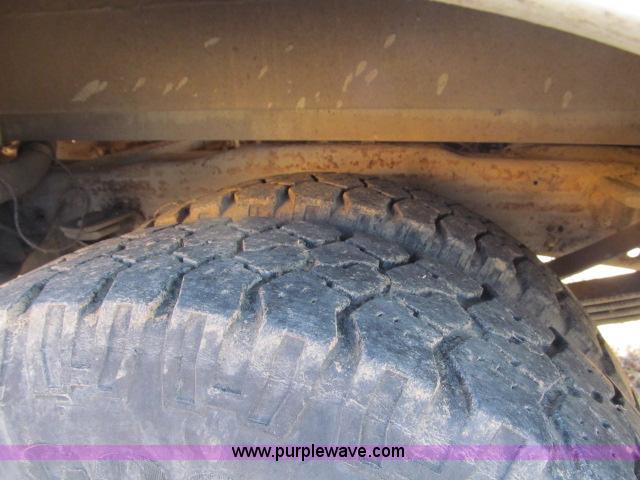 image for item B5081 1997 Ford F350 XLT SuperCab service truck