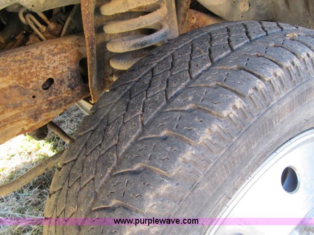 image for item B5081 1997 Ford F350 XLT SuperCab service truck