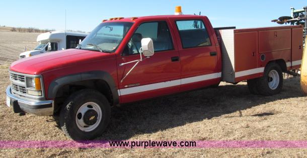 image for item B5082 1995 Chevrolet Cheyenne 3500 crew cab service truck