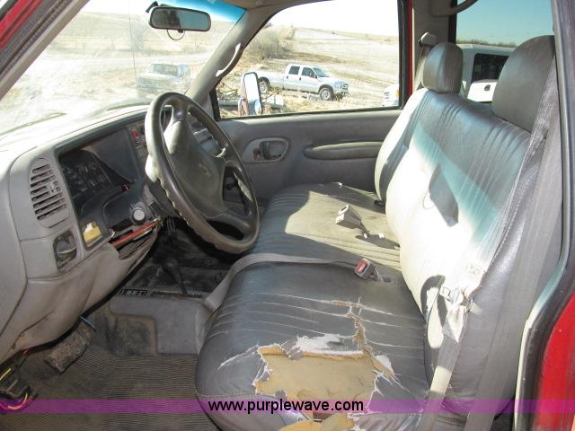 image for item B5082 1995 Chevrolet Cheyenne 3500 crew cab service truck