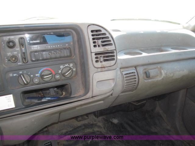 image for item B5082 1995 Chevrolet Cheyenne 3500 crew cab service truck