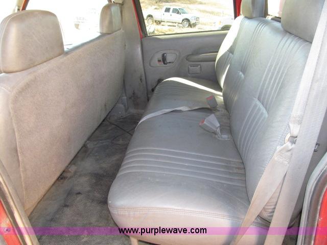 image for item B5082 1995 Chevrolet Cheyenne 3500 crew cab service truck