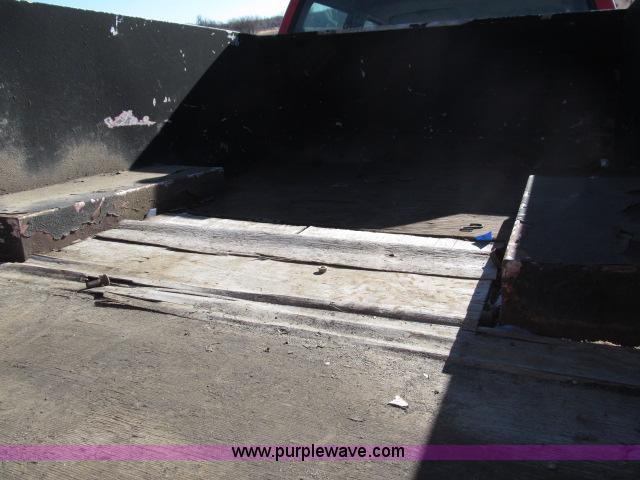 image for item B5082 1995 Chevrolet Cheyenne 3500 crew cab service truck