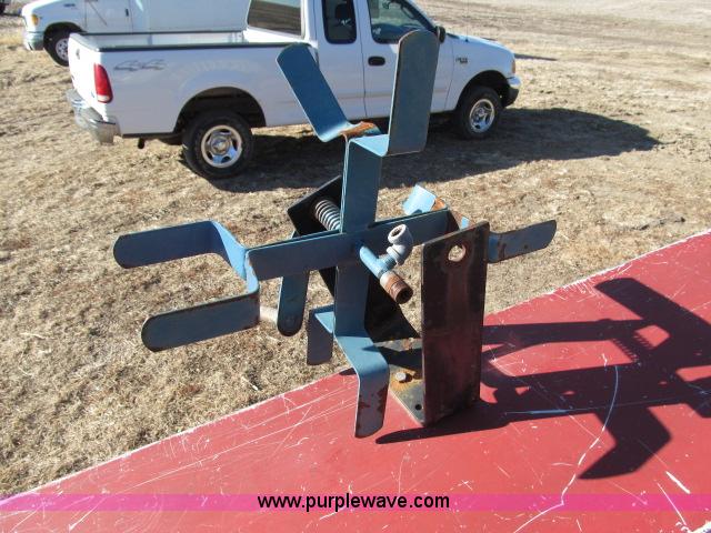 image for item B5082 1995 Chevrolet Cheyenne 3500 crew cab service truck